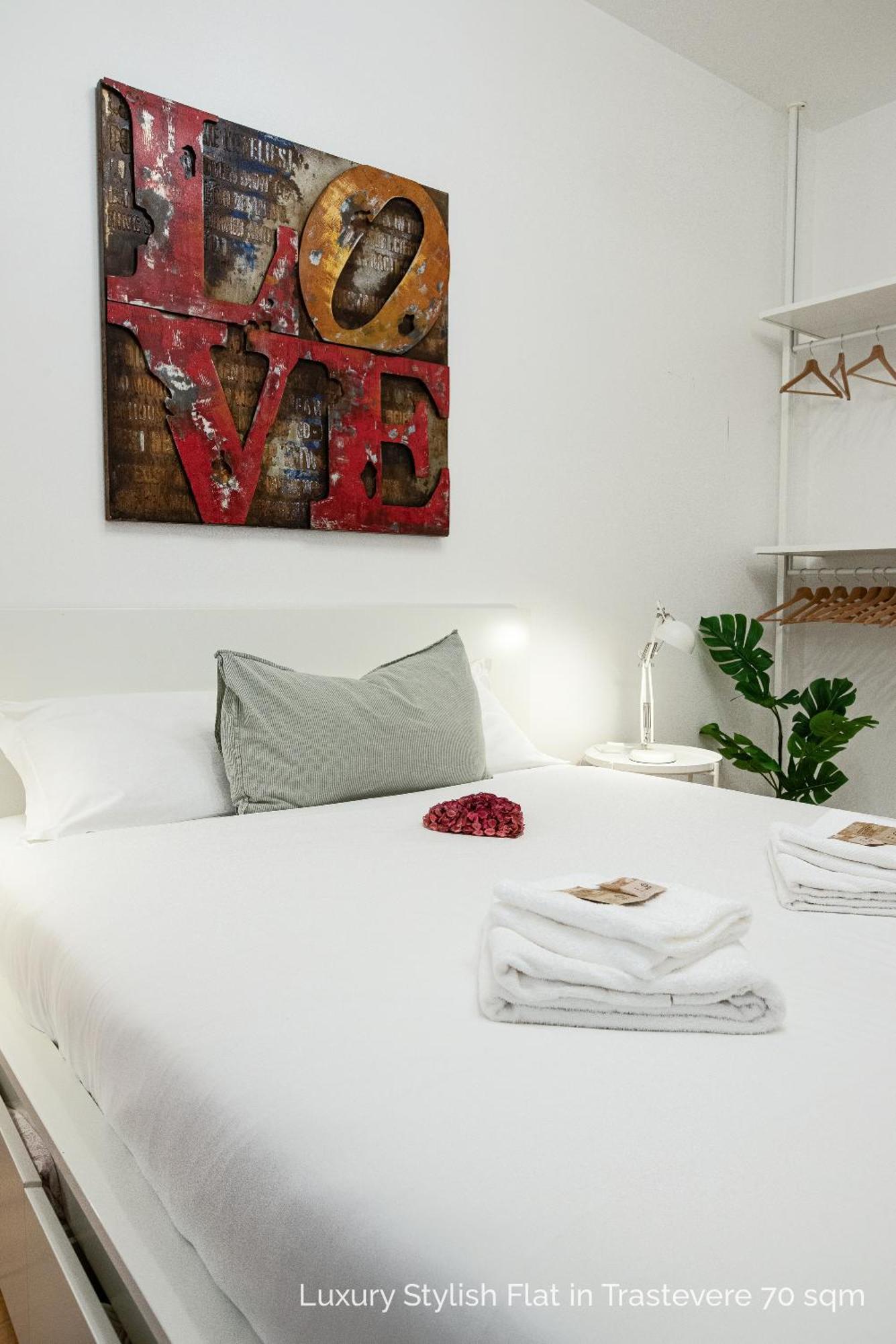 La Dolce - Luxury Stylish Flats In Trastevere 70-90sqm Appartement *